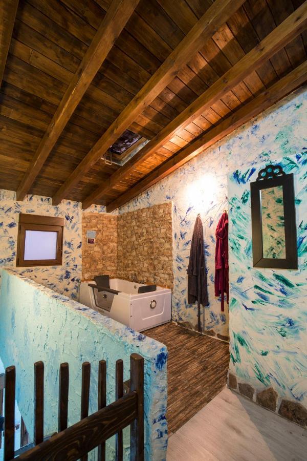 El Eden De Javier Guest House Robledillo Eksteriør bilde